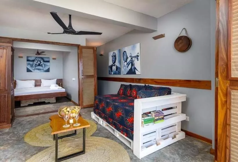 Hotelli Pili Pili Nautica