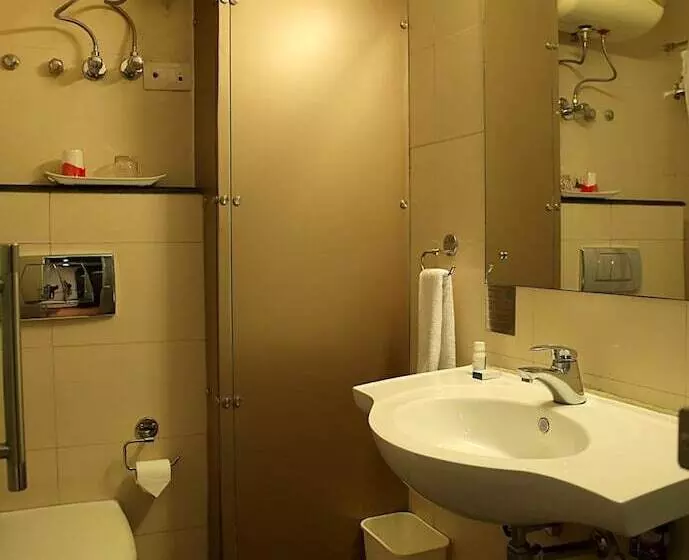 ホテル Ahuja Residency Cyber City Ii