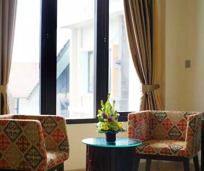 هتل Argya Santi Suites And Villas