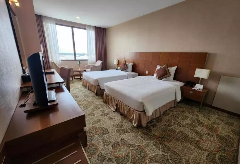 Aurora Hotel Plaza