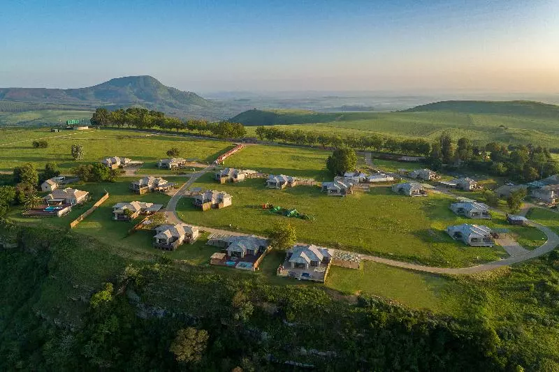 Hotelli Cayley Mountain Resort