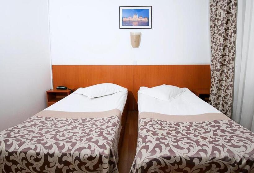 בית מלון כפרי Ceramica