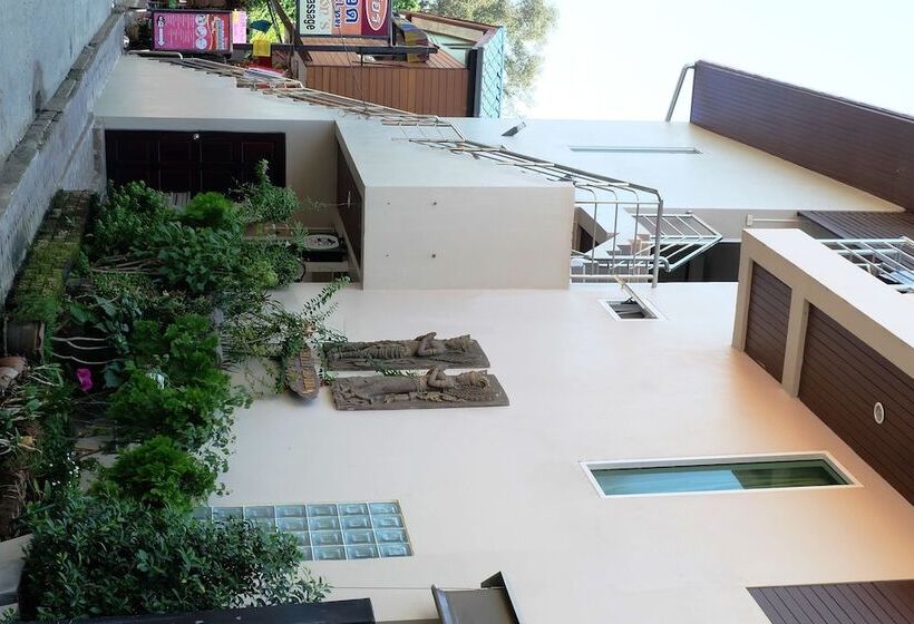 Chilli Hotel&restaurant