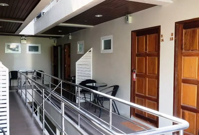 Chilli Hotel&restaurant