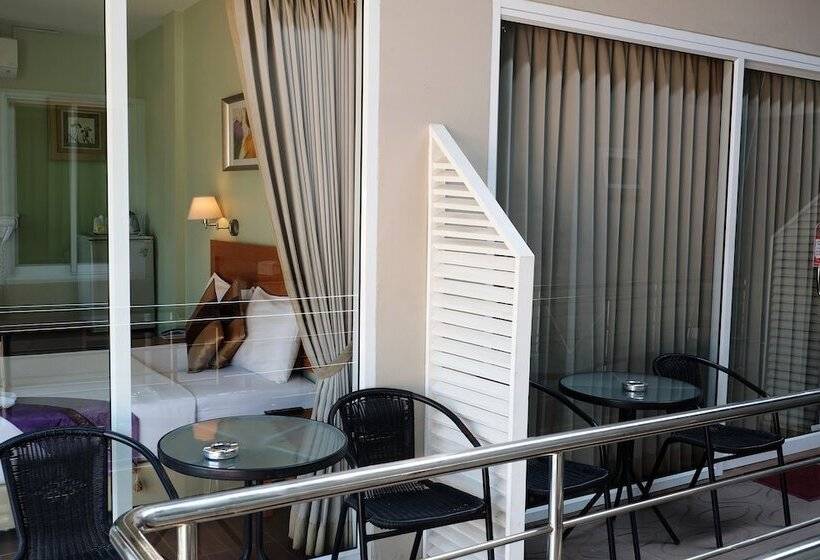 Chilli Hotel&restaurant