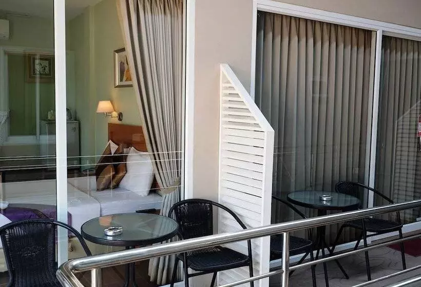 Chilli Hotel&restaurant