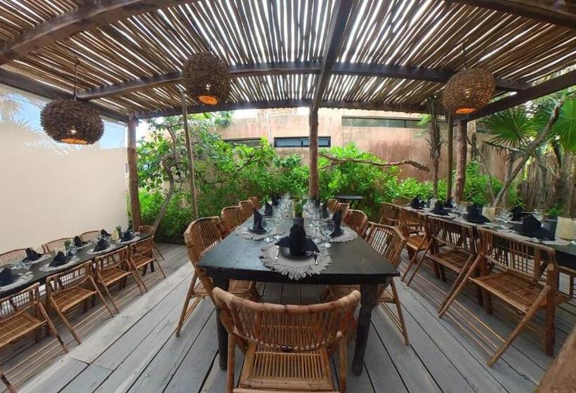 בית מלון כפרי Diamante K Inside Tulum National Park