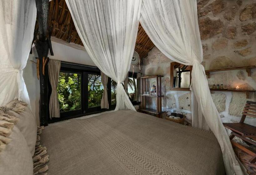 בית מלון כפרי Diamante K Inside Tulum National Park