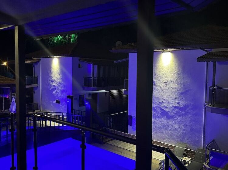 فندق Dolphin Apart &