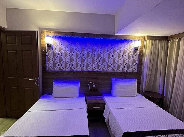 فندق Dolphin Apart &