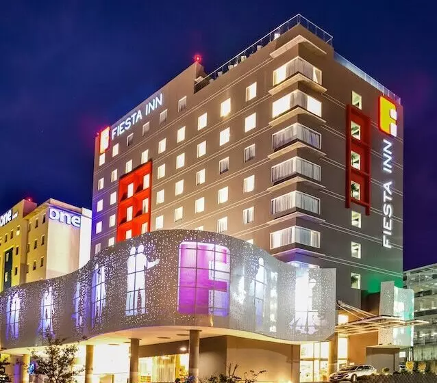 Hotelli Fiesta Inn Queretaro Centro Sur