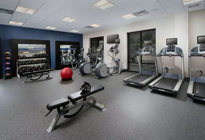Hotelli Hampton Inn & Suites Falls Church