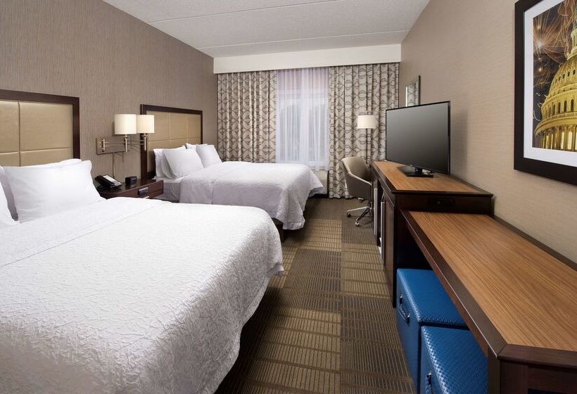 酒店 Hampton Inn & Suites Falls Church