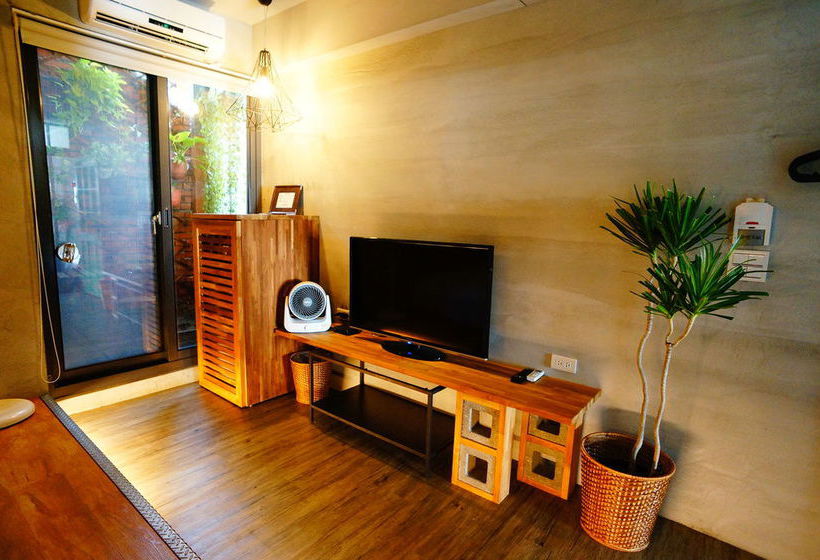 Hotel No. 658 Chuanfan Rock Village