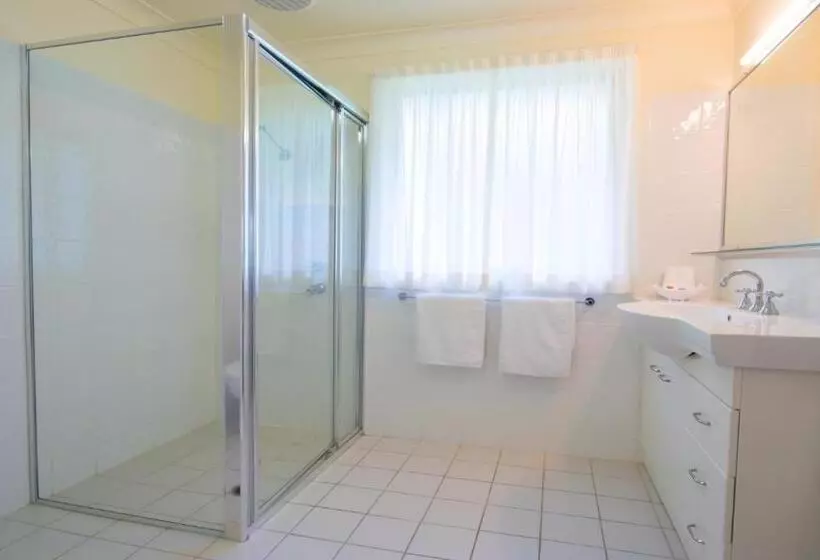 Hotelli Pacific Palms Resort