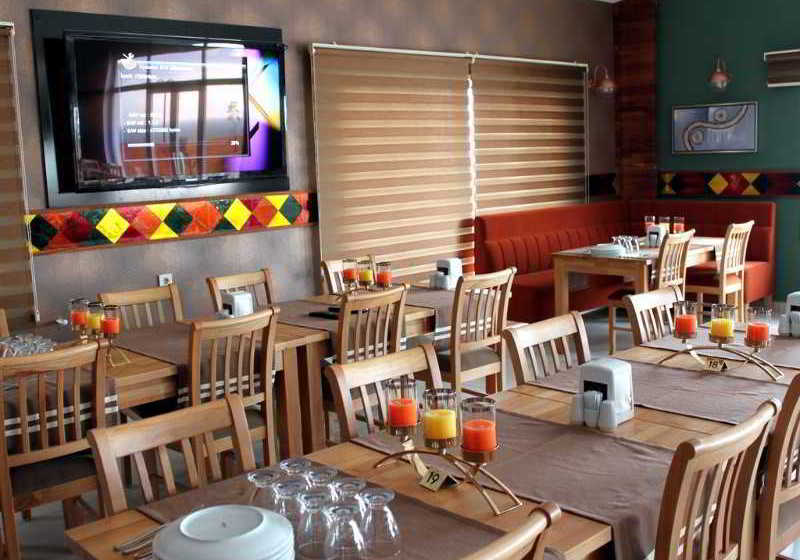 בית מלון כפרי Parlak Resort