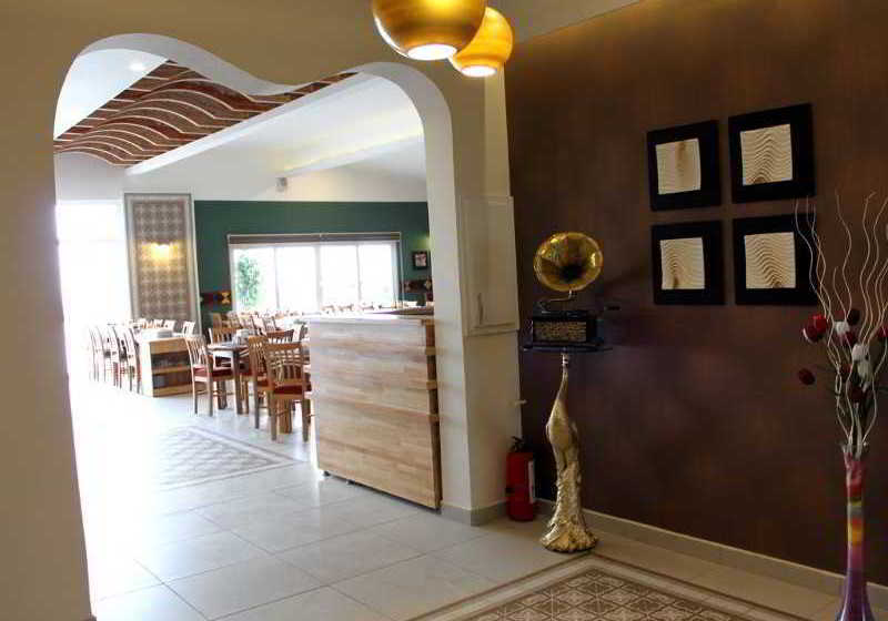 בית מלון כפרי Parlak Resort