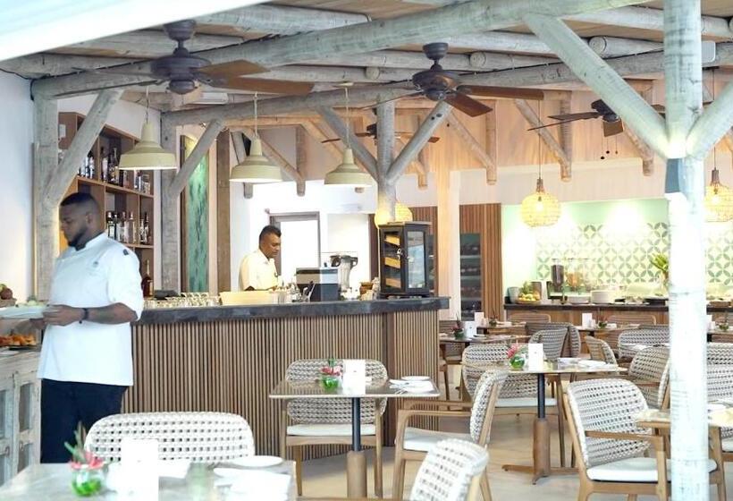 Отель Seapoint Boutique