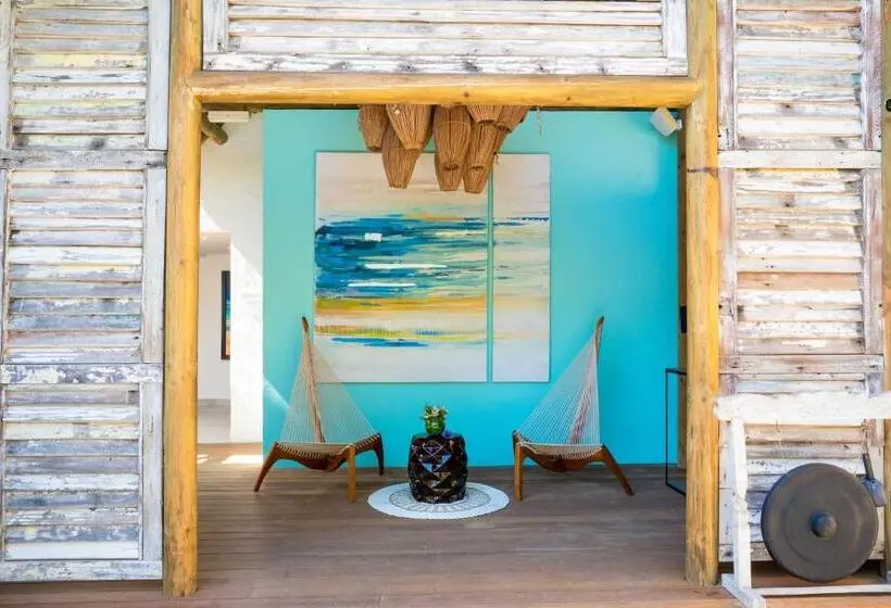 هتل Seapoint Boutique