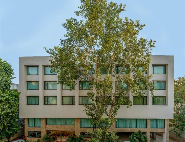 בית מלון כפרי The President A Boutique