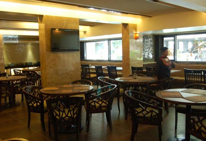 בית מלון כפרי The President A Boutique