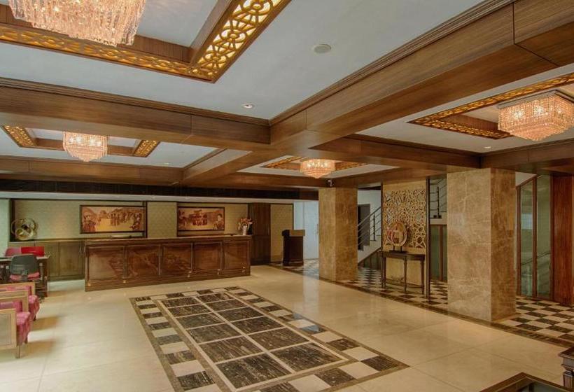 בית מלון כפרי The President A Boutique