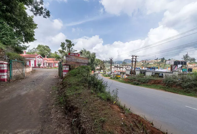 ホテル Itsy By Treebo  Rosefield Heritage