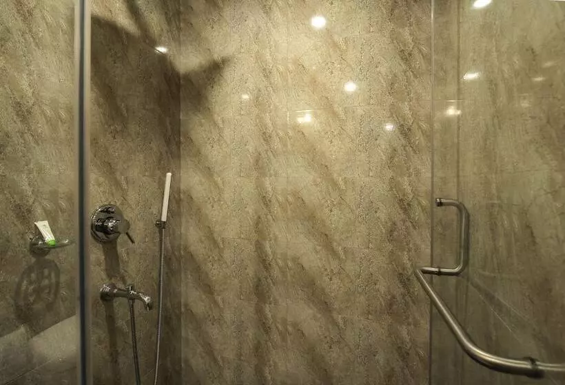 ホテル Treebo Trend Saini Inn