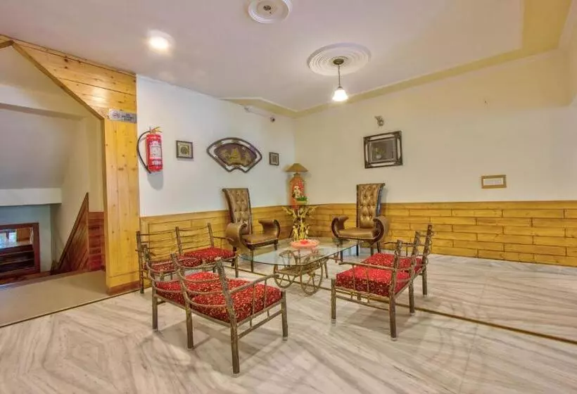 ホテル Woodstock Inn Manali