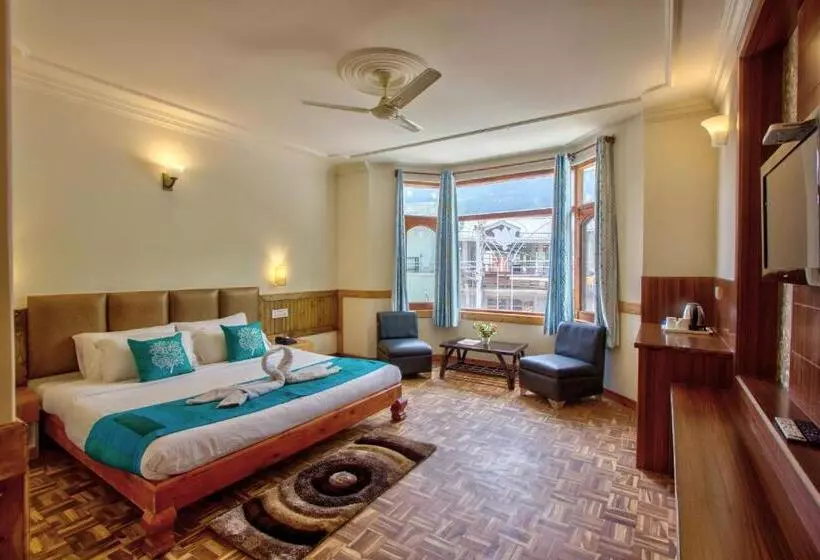 ホテル Woodstock Inn Manali