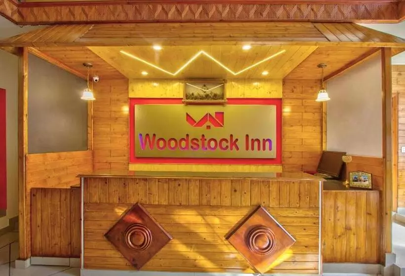 ホテル Woodstock Inn Manali