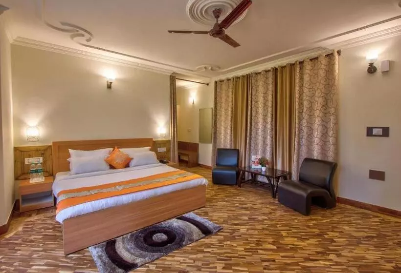 ホテル Woodstock Inn Manali