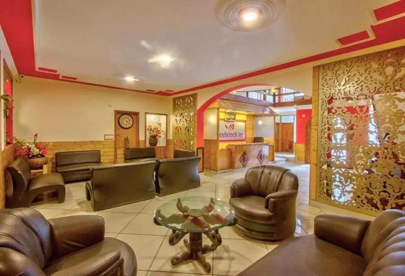ホテル Woodstock Inn Manali