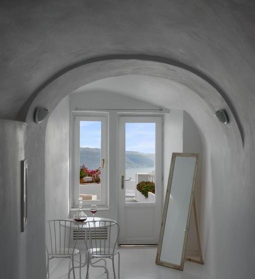 Отель Zenith Blue Traditional Houses