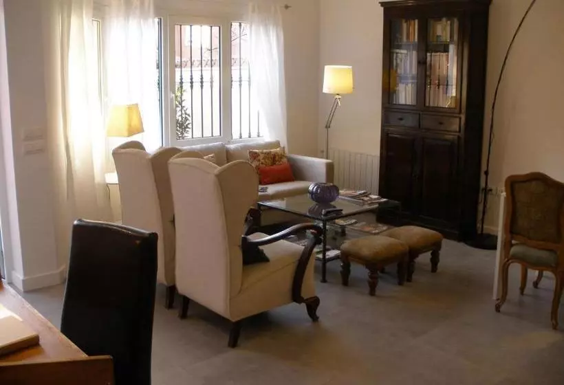 Tíbula City Apartamento Turistico