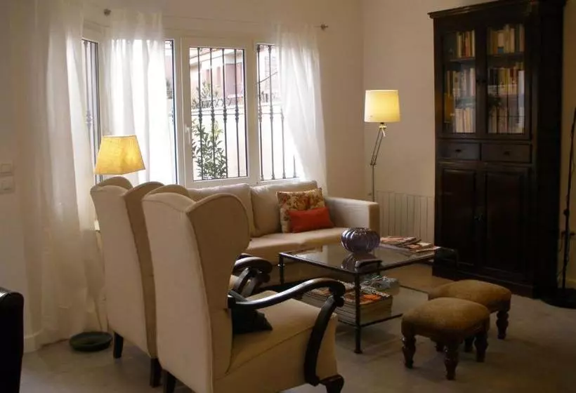 Tíbula City Apartamento Turistico