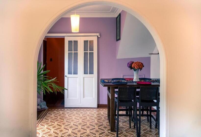 Bed and Breakfast Casa Nuestra Peru