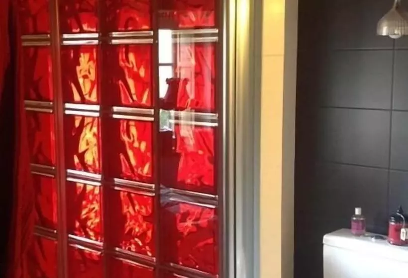 Aamiaismajoitus (B&B) Manoir De La Rogerais & Spa