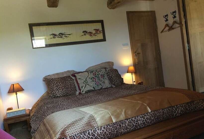 Bed and Breakfast Manoir De La Rogerais & Spa