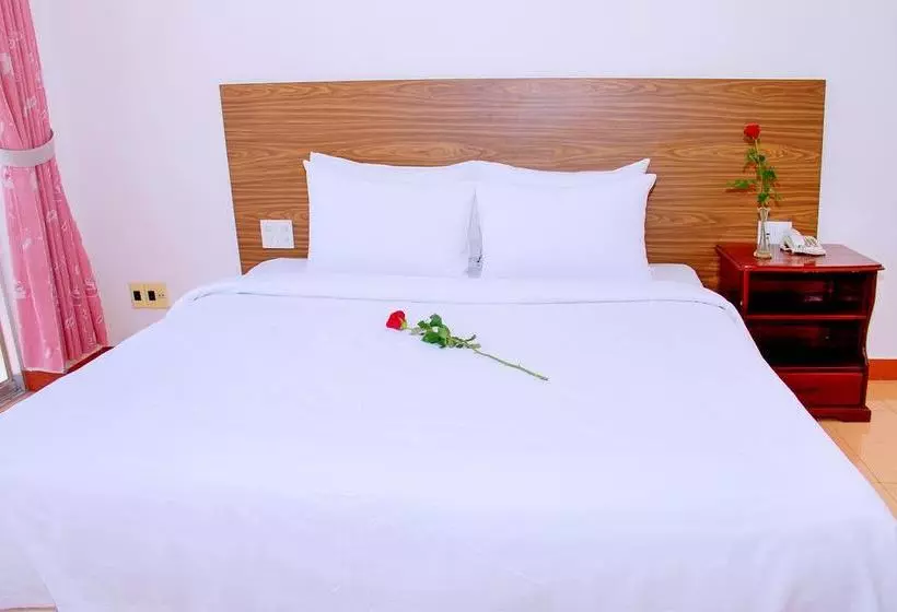 هتل Aurora Nha Trang