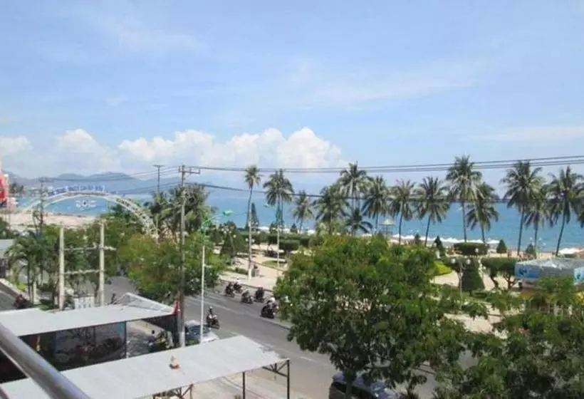 هتل Aurora Nha Trang