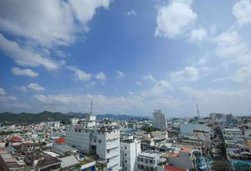 هتل Aurora Nha Trang