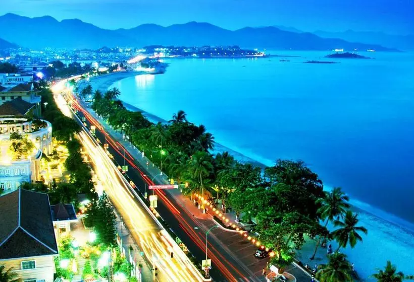 هتل Aurora Nha Trang