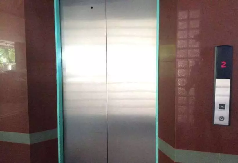 Hotelli C.s. Apartment Hat Yai