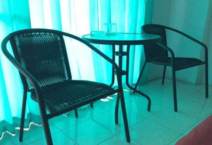 Hotelli C.s. Apartment Hat Yai