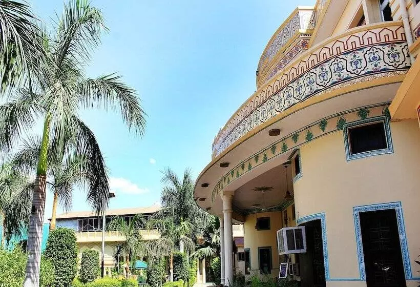 ホテル Oyo Rooms Pratap Bas Alwar
