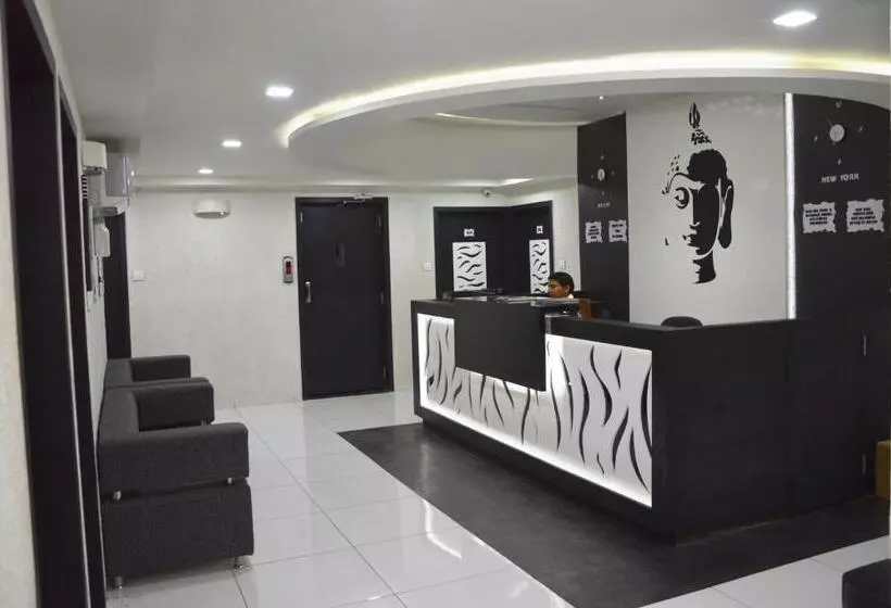 ホテル Paramount Inn