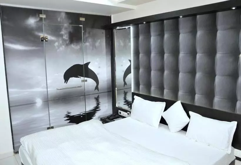 ホテル Paramount Inn