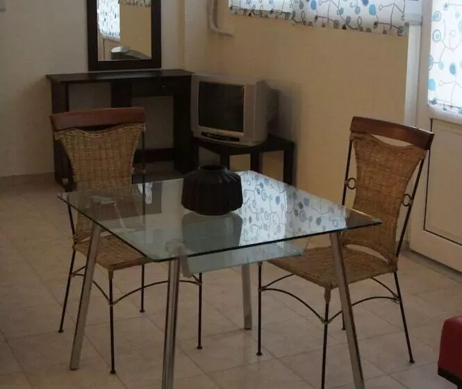 ホテル Porto Marathos