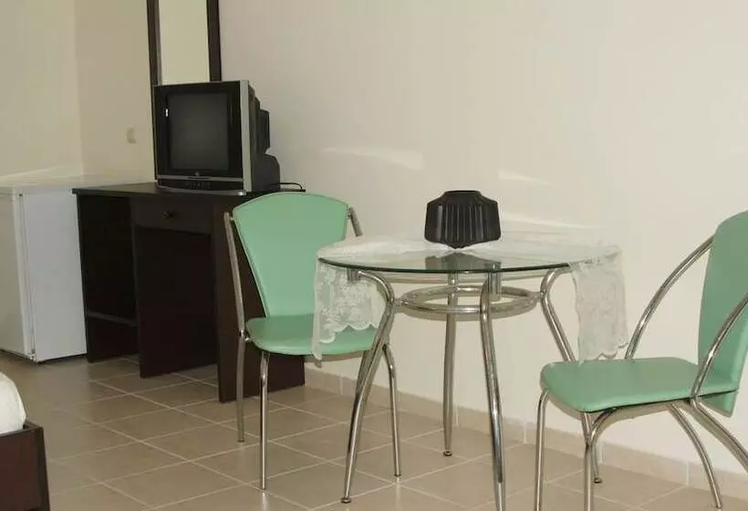 ホテル Porto Marathos